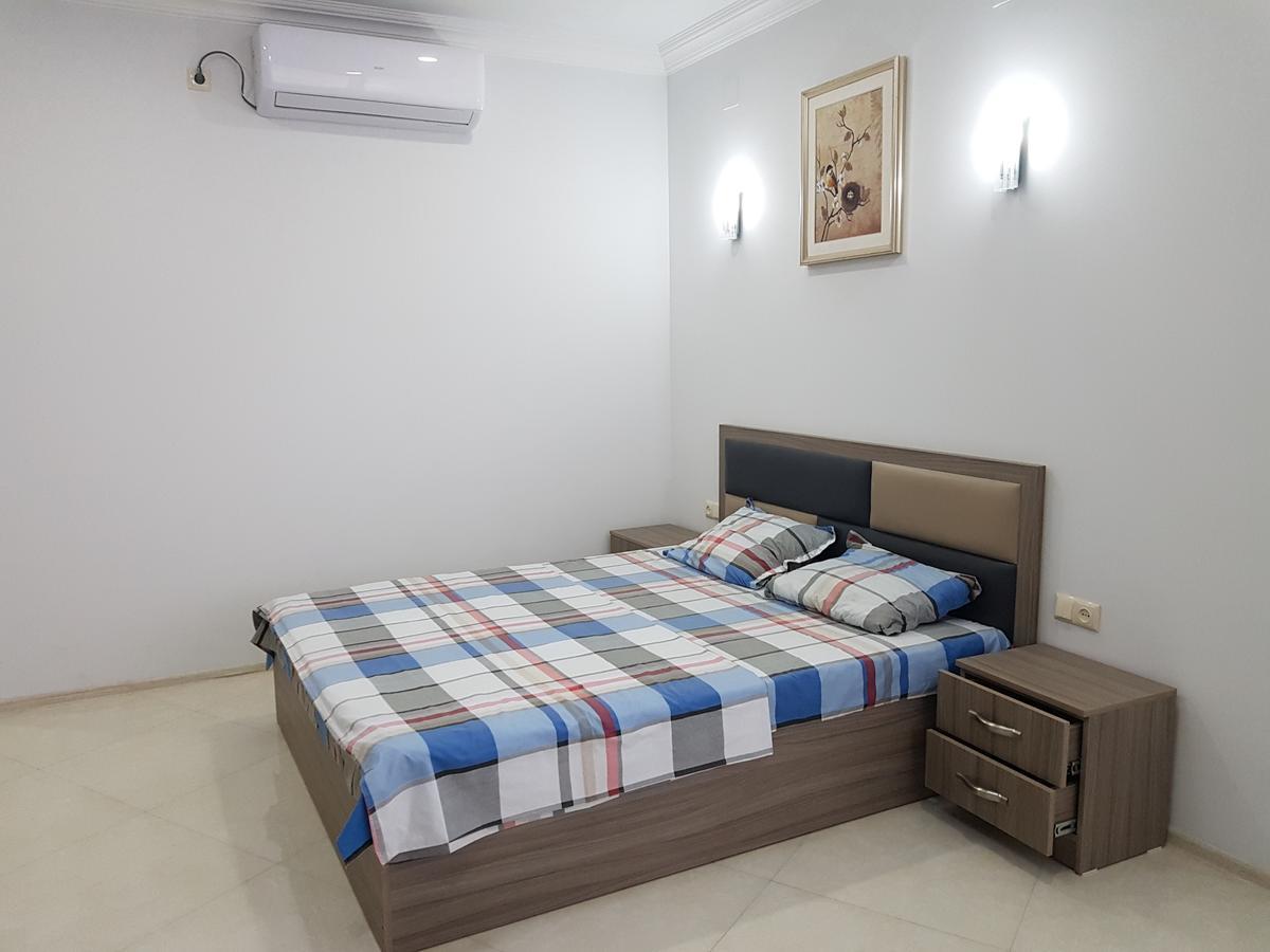Apartment In Front Of Mcdonald'S Batumi Exterior photo